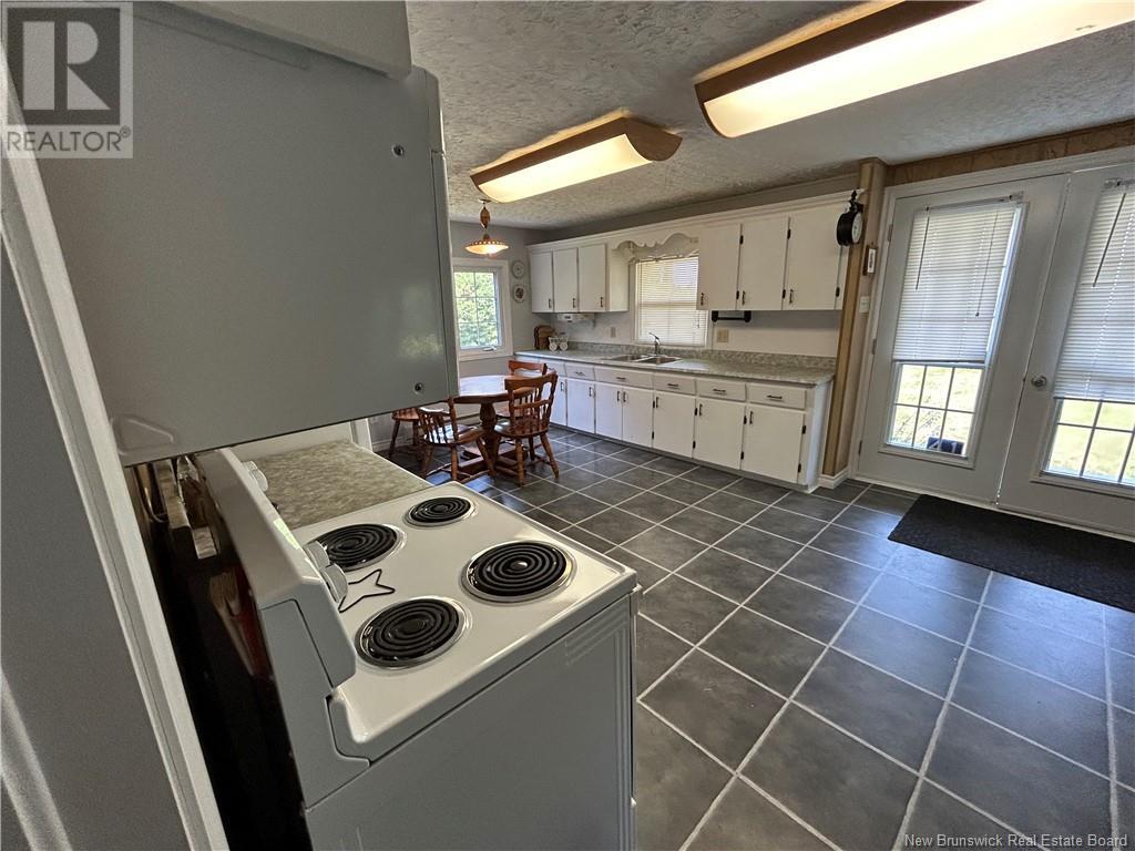 41 Allee Borgitte, Beaubassin East, New Brunswick  E4N 1A3 - Photo 27 - NB121338
