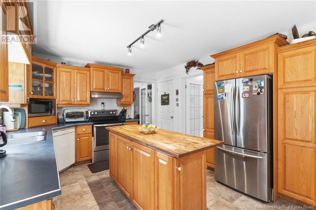 41 Tucana Drive, Hanwell, New Brunswick  E3C 1M9 - Photo 14 - NB121577