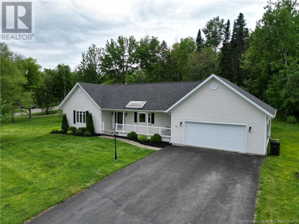 11 Hughes Crescent, Grand-Sault/grand Falls, New Brunswick  E3Z 2V4 - Photo 4 - NB121573