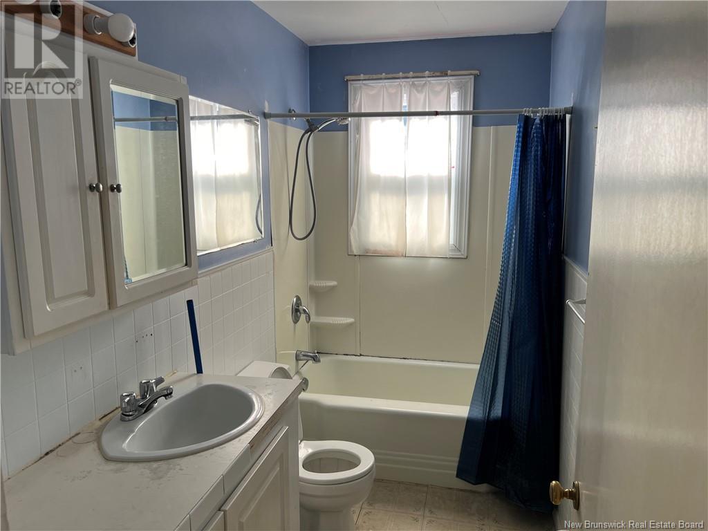 16 Broadway Avenue, Saint John, New Brunswick  E2H 1Z7 - Photo 16 - NB121440