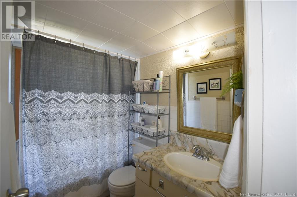 226 Dumaresq, Bathurst, New Brunswick  E2A 1H8 - Photo 21 - NB121599