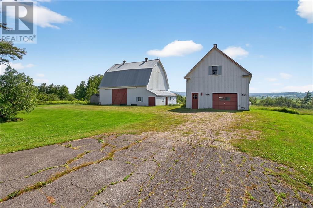 1068 Royal Road, Memramcook, New Brunswick  E4K 1Y1 - Photo 13 - NB121588