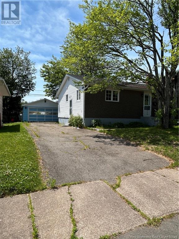34 Smith Street, Moncton, New Brunswick  E1C 8G2 - Photo 5 - NB121433