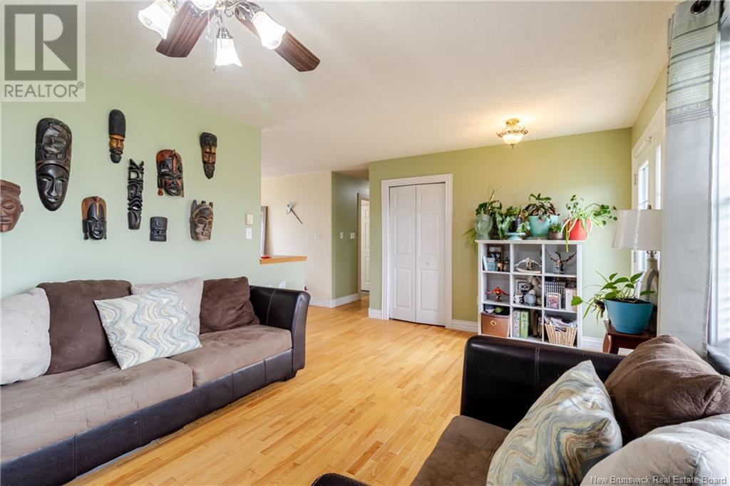 12 Watling Crescent, Oromocto, New Brunswick  E2V 4M7 - Photo 8 - NB121432