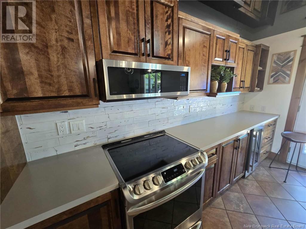 192 Jacques Street, Beresford, New Brunswick  E8K 0A1 - Photo 16 - NB121672