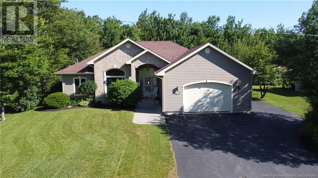 192 Jacques Street, Beresford, New Brunswick  E8K 0A1 - Photo 38 - NB121672