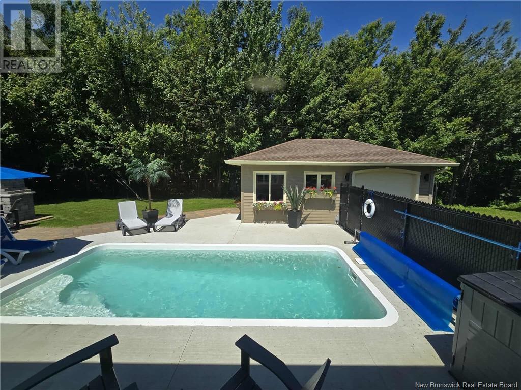 192 Jacques Street, Beresford, New Brunswick  E8K 0A1 - Photo 42 - NB121672