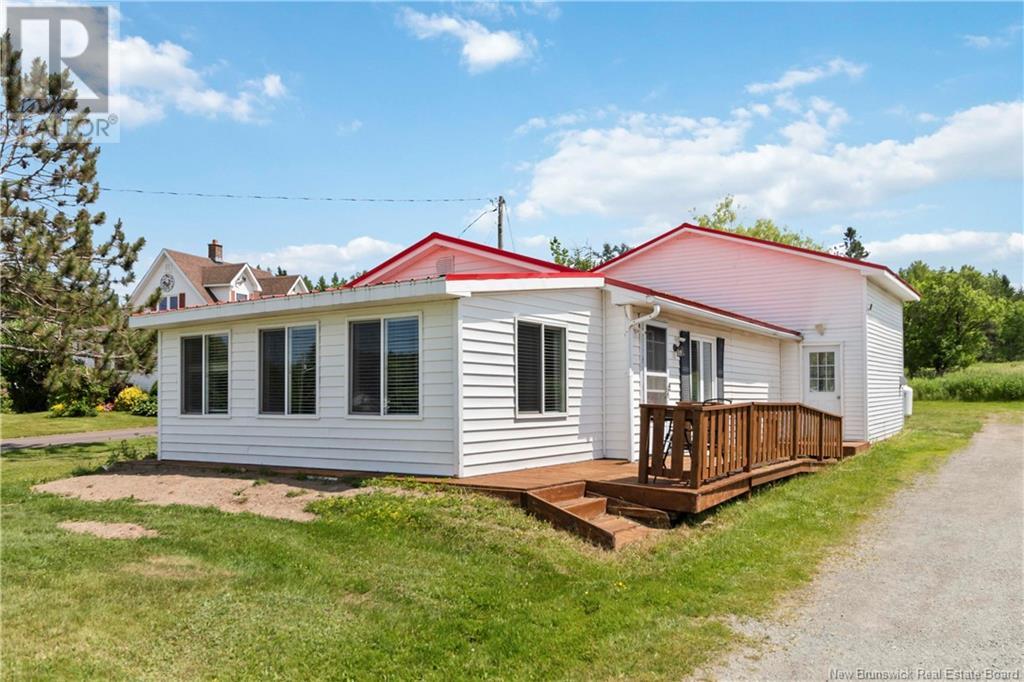1680 Shediac Road, Moncton, New Brunswick  E1A 7B4 - Photo 2 - NB121503