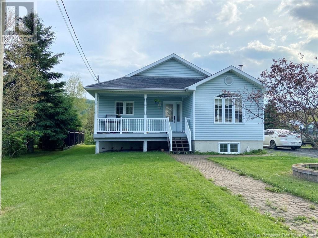 66 Aqueduc Street, Saint-Jacques, New Brunswick