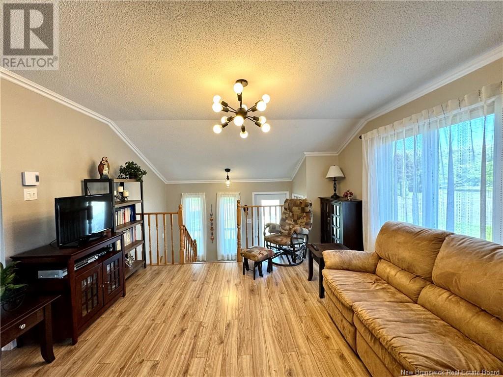 49 Rue Lebel, Edmundston, New Brunswick  E3V 3Y3 - Photo 6 - NB121617
