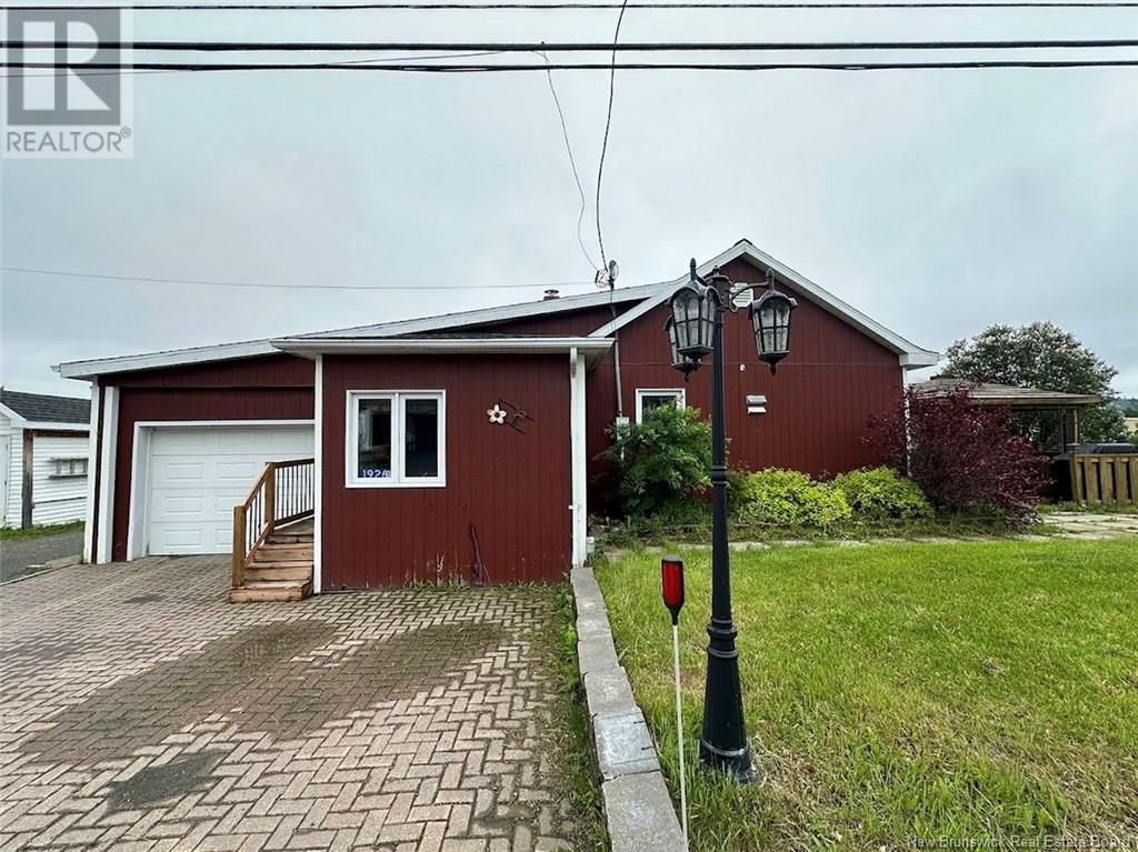 1926 Commerciale Street, Saint-François-de-Madawaska, New Brunswick