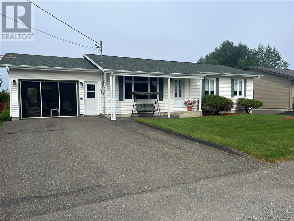 35 Mazerolle Street, Saint-Léonard, New Brunswick  E7E 2A1 - Photo 1 - NB121696
