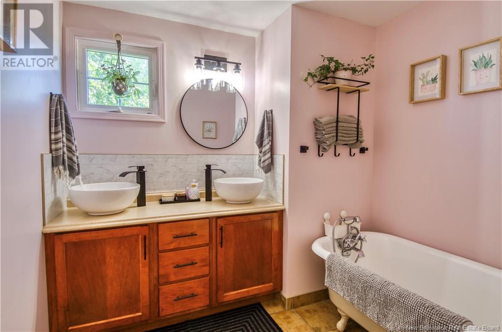 9 Hamilton Road, Grand Bay-Westfield, New Brunswick  E5K 2K3 - Photo 14 - NB121621