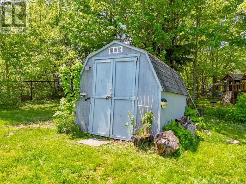 38 Chestnut Street, Minto, New Brunswick  E4B 3L5 - Photo 27 - NB120232