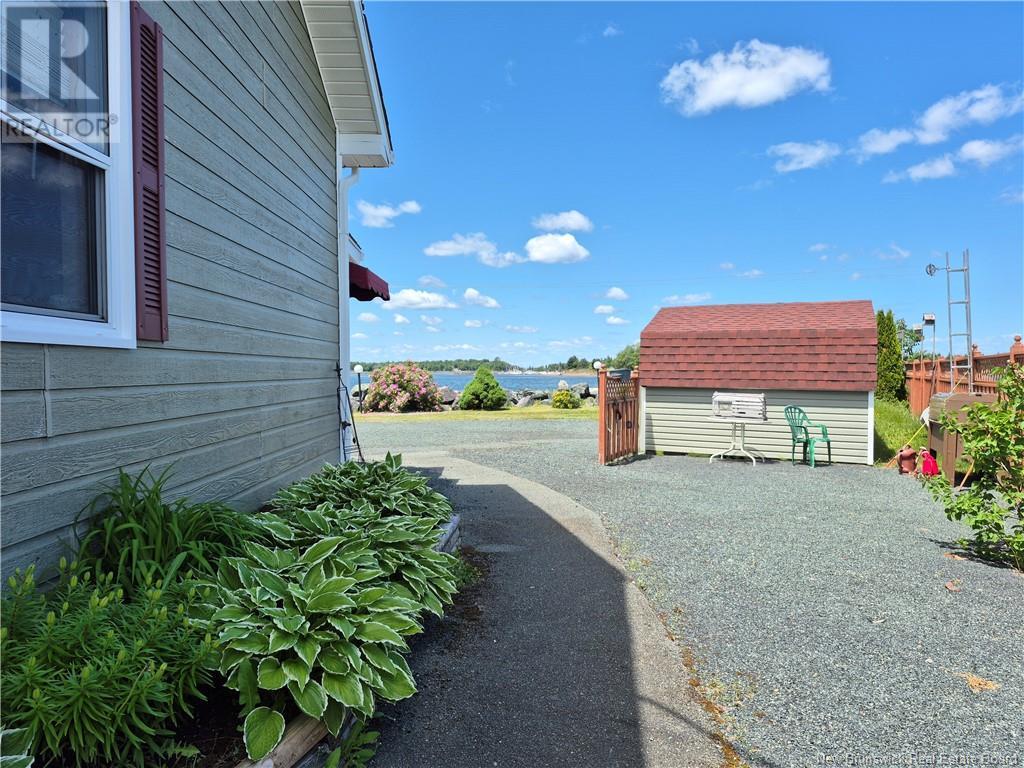 25 Bayshore Drive, Bathurst, New Brunswick  E2A 6A5 - Photo 12 - NB121563