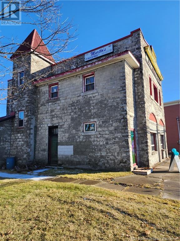 20 Church, Saint John, New Brunswick  E2M 4P4 - Photo 2 - NB121747