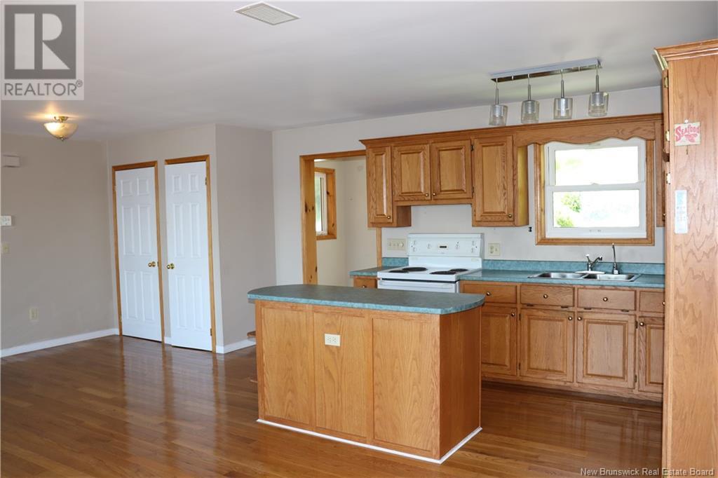 28 Eel Cove, Utopia, New Brunswick  E5C 2J4 - Photo 11 - NB121753