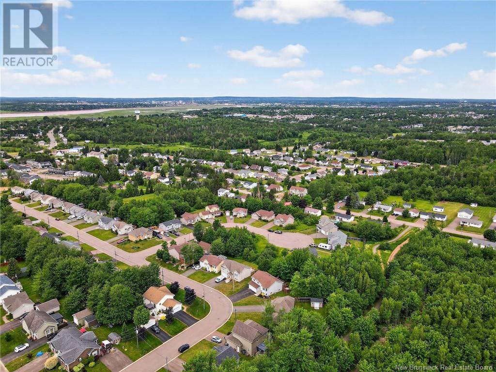 35 Herman, Dieppe, New Brunswick  E4K 3Y5 - Photo 5 - NB121760