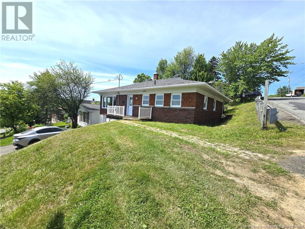 18 23e Avenue, Edmundston, New Brunswick  E3V 2G5 - Photo 24 - NB121245
