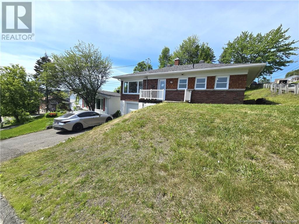 18 23e Avenue, Edmundston, New Brunswick  E3V 2G5 - Photo 25 - NB121245