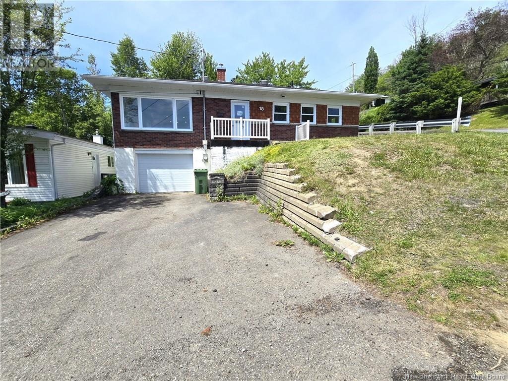 18 23e Avenue, Edmundston, New Brunswick  E3V 2G5 - Photo 27 - NB121245