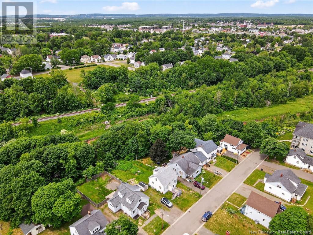 37 Gloucester Street, Moncton, New Brunswick  E1A 4E7 - Photo 42 - NB121719