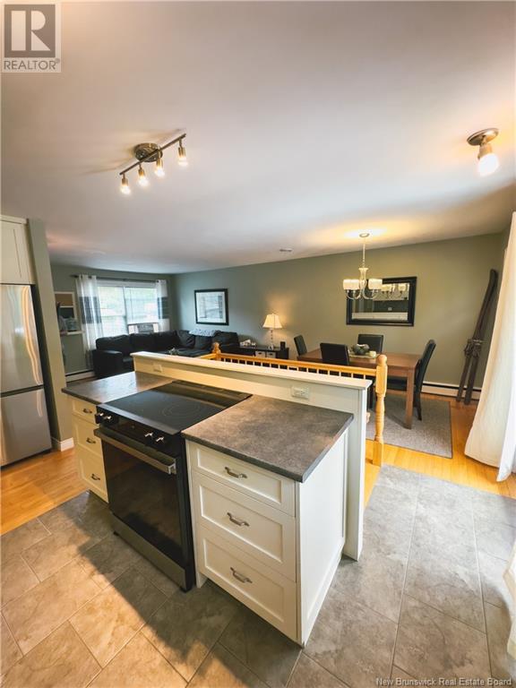 8 Centennial Court, Fredericton, New Brunswick  E3A 4G6 - Photo 15 - NB121737
