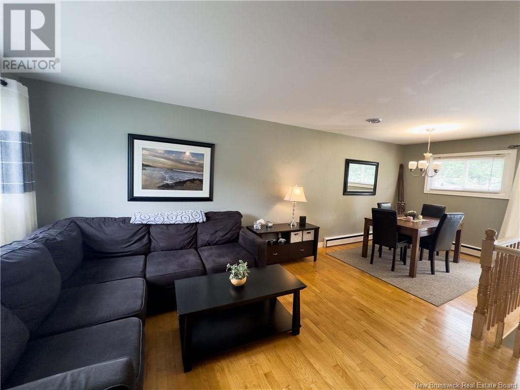 8 Centennial Court, Fredericton, New Brunswick  E3A 4G6 - Photo 7 - NB121737