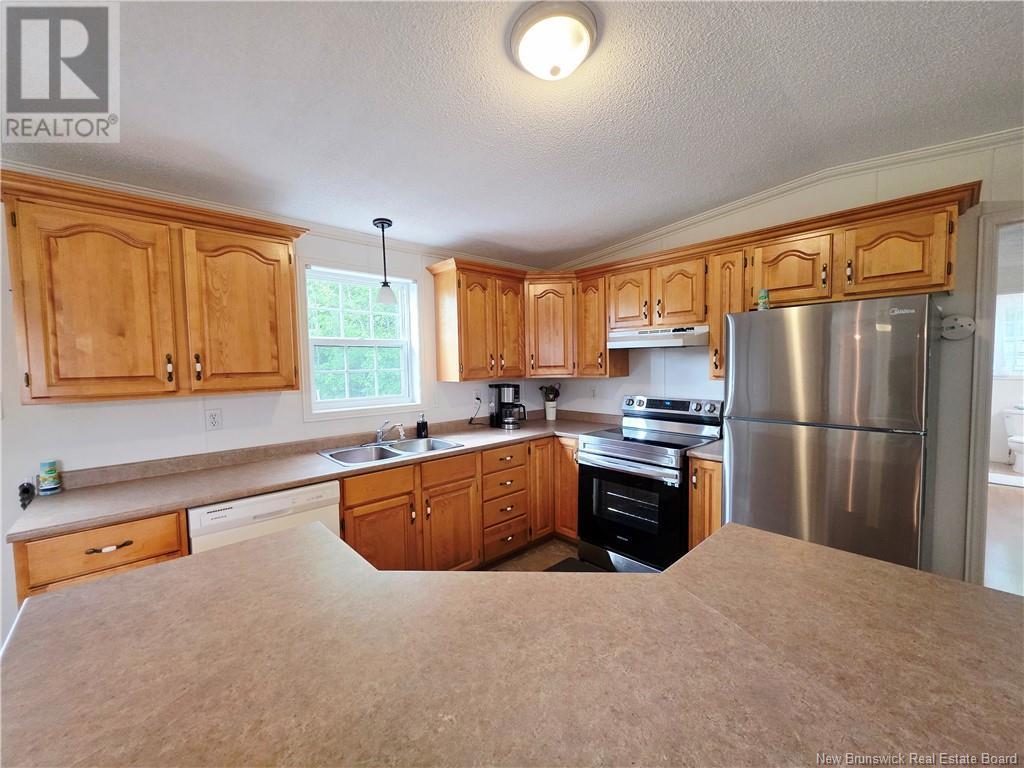 19 Telex Lane, Dieppe, New Brunswick  E1A 7C8 - Photo 6 - NB121641