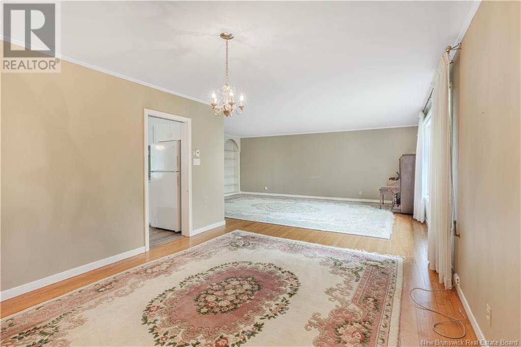307 Kings College Road, Fredericton, New Brunswick  E3B 2E6 - Photo 8 - NB121733