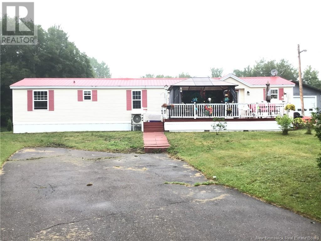 5017 127 Route, Chamcook, New Brunswick  E5B 2Z9 - Photo 2 - NB121830