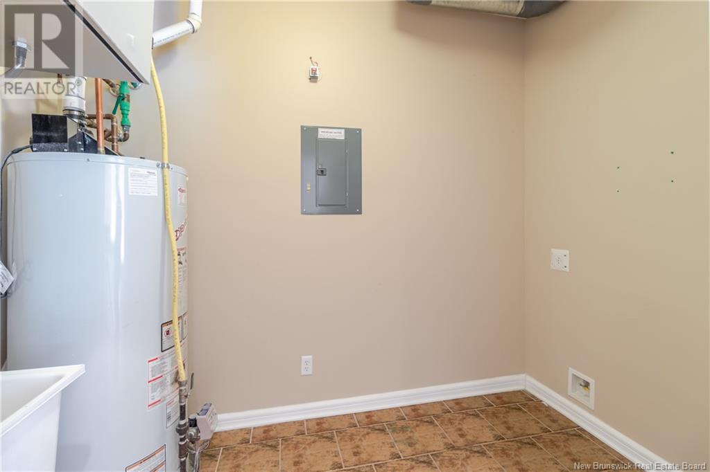 1 Southview Lane Unit# 101, Fredericton, New Brunswick  E3A 5V3 - Photo 31 - NB121417