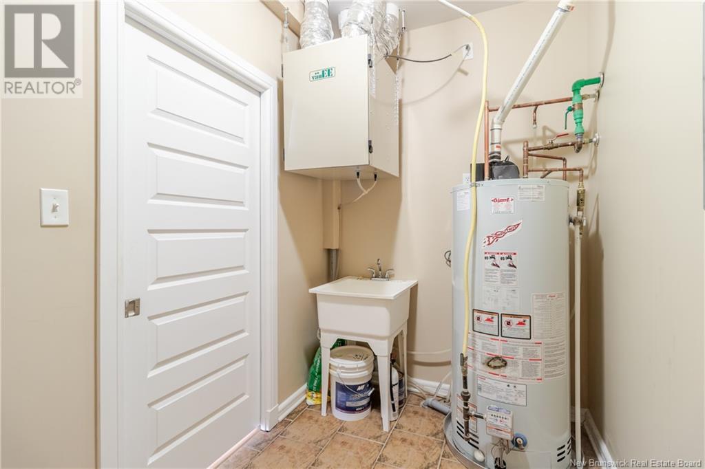 1 Southview Lane Unit# 101, Fredericton, New Brunswick  E3A 5V3 - Photo 32 - NB121417
