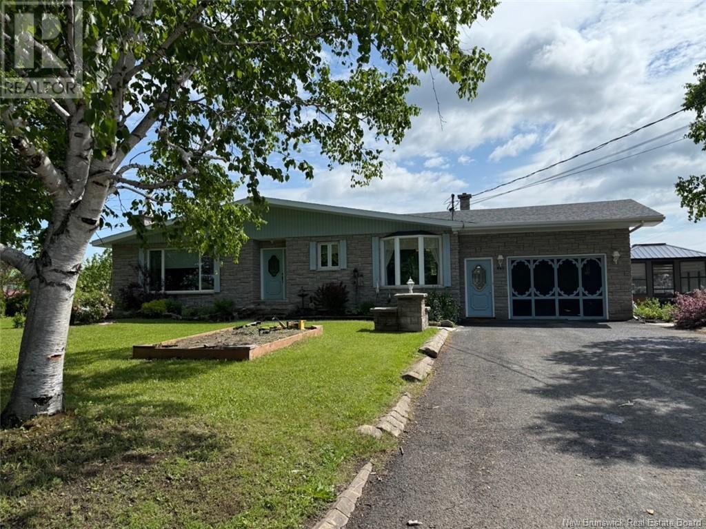 25 Arseneault Street, Balmoral, New Brunswick