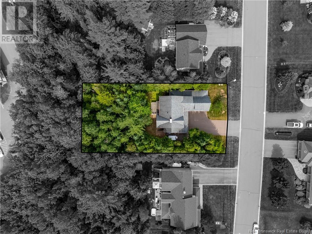 196 Maurice, Dieppe, New Brunswick  E1A 8R2 - Photo 3 - NB121852