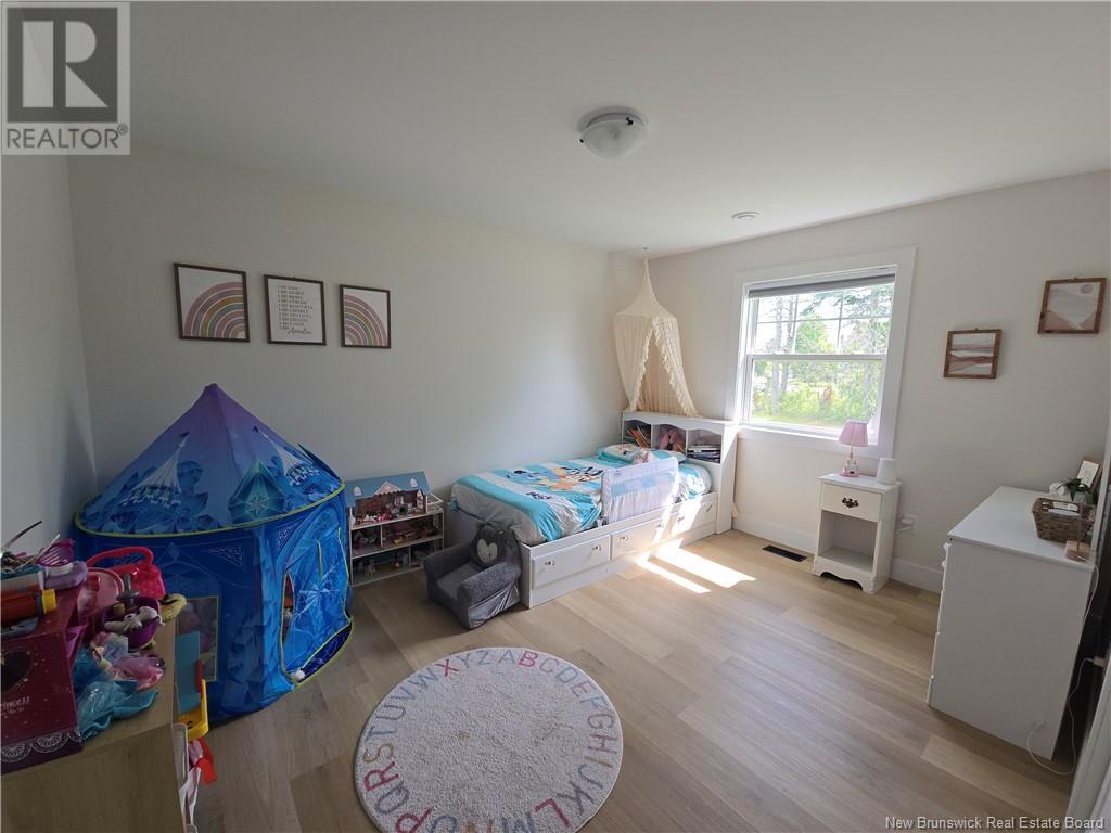 207 Carroll Street, Miramichi, New Brunswick  E1V 0M3 - Photo 13 - NB121885