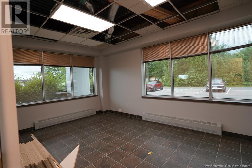 1850 Vanier Boulevard Unit# 106, Bathurst, New Brunswick  E2A 7B7 - Photo 15 - NB121893