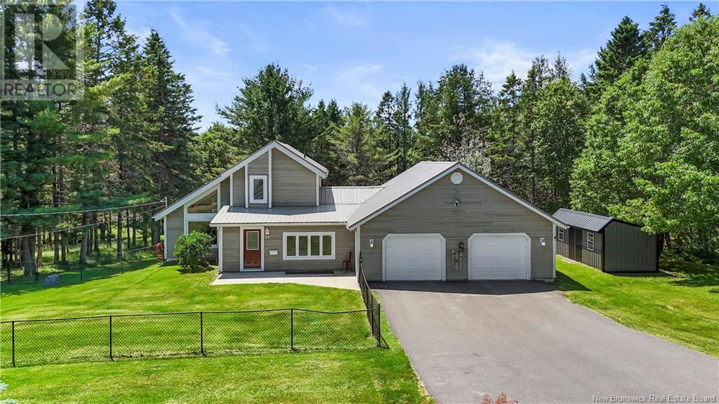 25 Belle Drive, Douglas, New Brunswick