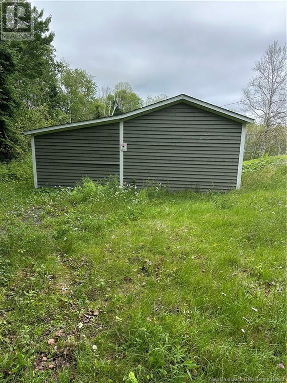 50 Dube, Edmundston, New Brunswick  E3V 3K8 - Photo 16 - NB121691