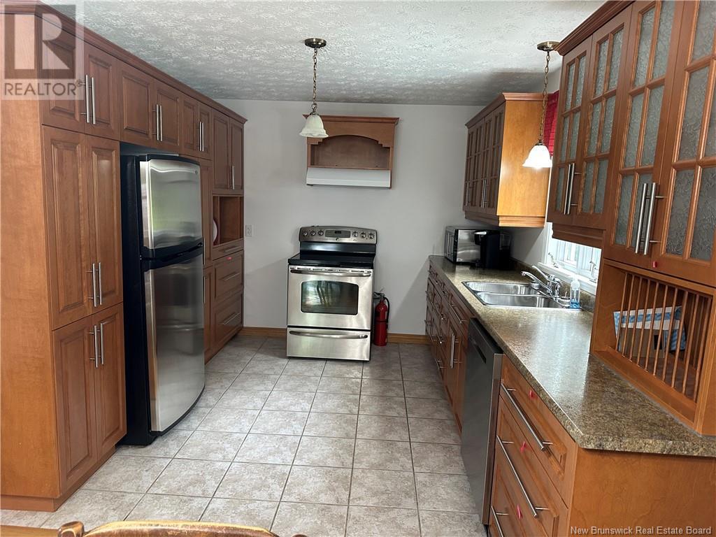 50 Dube, Edmundston, New Brunswick  E3V 3K8 - Photo 17 - NB121691