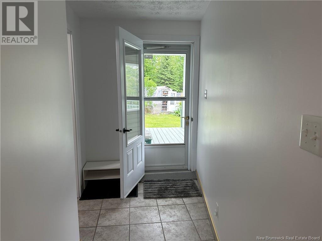 50 Dube, Edmundston, New Brunswick  E3V 3K8 - Photo 22 - NB121691