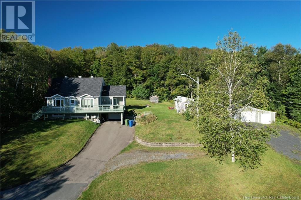 50 Dube, Edmundston, New Brunswick  E3V 3K8 - Photo 9 - NB121691
