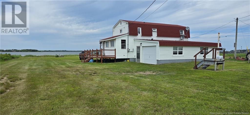 229 Du Parc, Val-Comeau, New Brunswick
