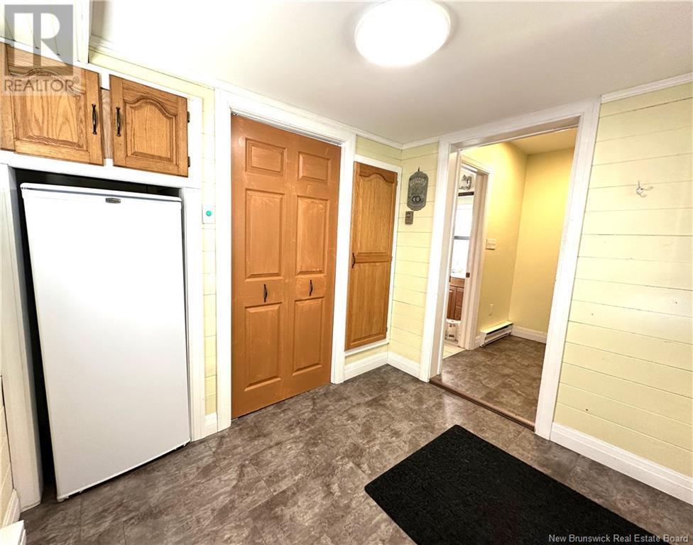594 Main, Blacks Harbour, New Brunswick  E5H 1C1 - Photo 3 - NB121922