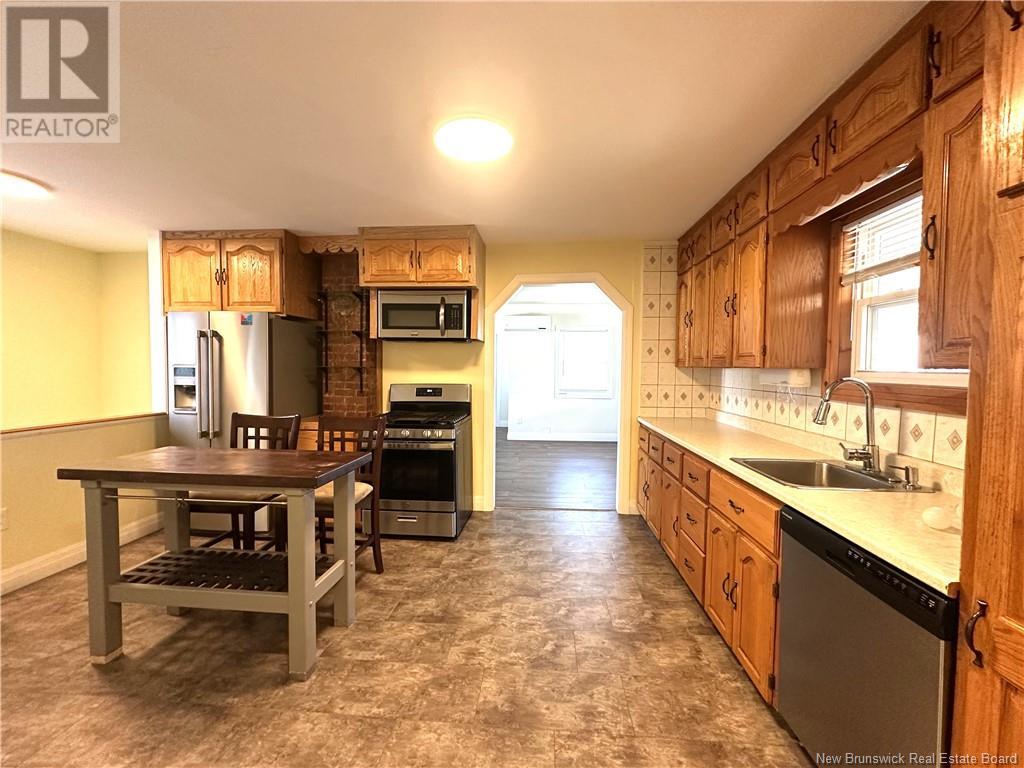 594 Main, Blacks Harbour, New Brunswick  E5H 1C1 - Photo 8 - NB121922