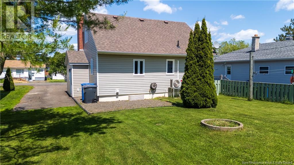 286 King, Dalhousie, New Brunswick  E8C 1Y7 - Photo 4 - NB121817