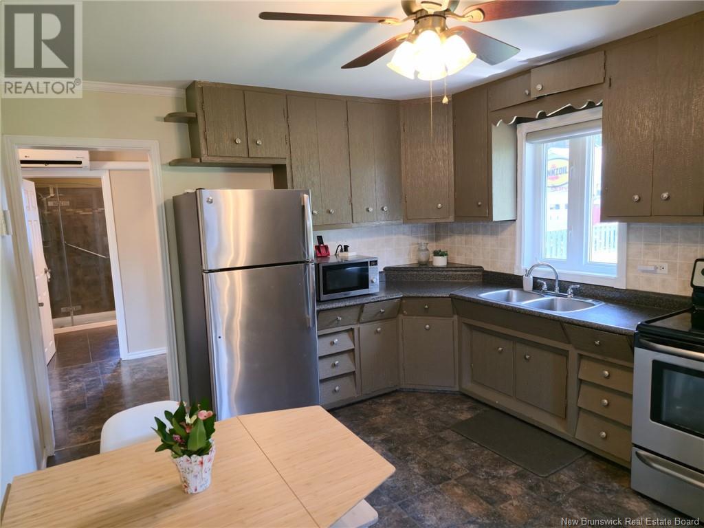 286 King, Dalhousie, New Brunswick  E8C 1Y7 - Photo 8 - NB121817