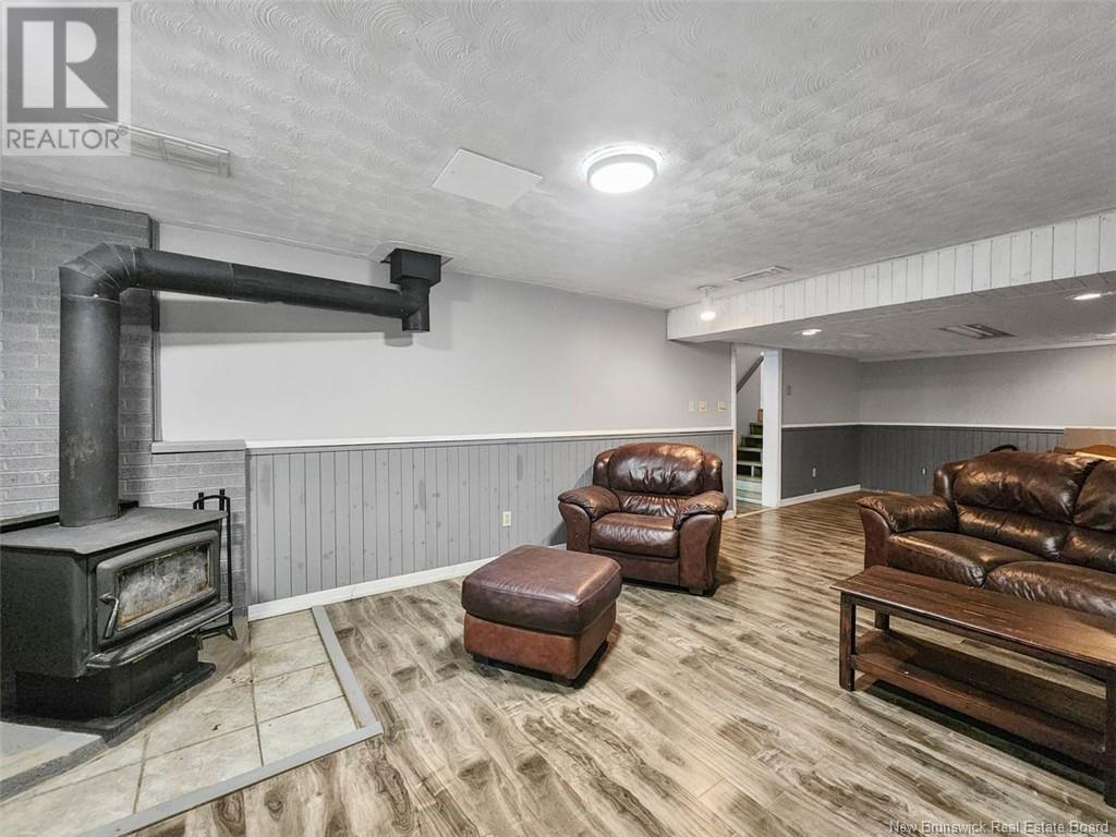8 Highfield Avenue, Saint John, New Brunswick  E2M 6V5 - Photo 21 - NB121629