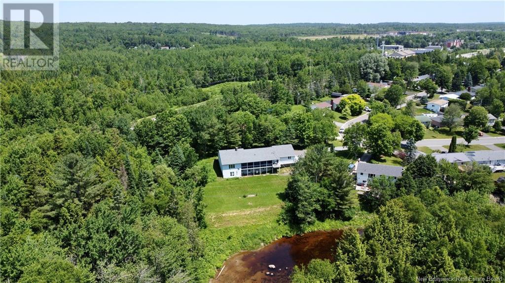 39 Haines Crescent, Fredericton, New Brunswick  E3A 4X3 - Photo 2 - NB121933
