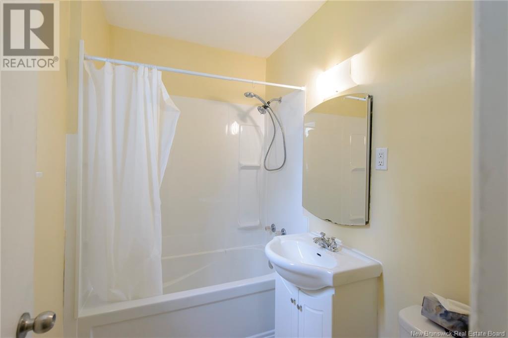 674 Dunn Avenue, Saint John, New Brunswick  E2M 2X6 - Photo 9 - NB121941